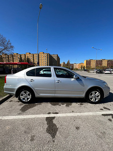 Skoda Octavia 1.4 90kW 2010 (3 foto / 8)