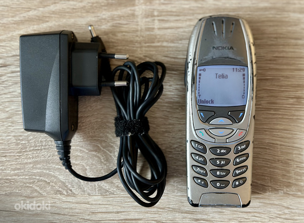 Nokia 6310i uue aku ja originaal toalaadijaga (foto #1)