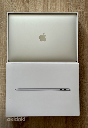 Apple Macbook Air 13 M1 8/256 серебристый как новый! (фото #1)