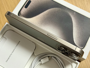 Apple iPhone 15 Natural Titanium 128GB uueväärne, aku 100% (3 foto / 9)