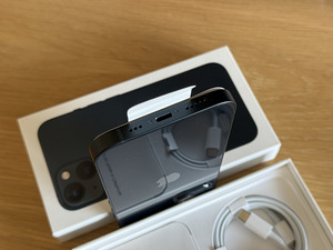 Apple iPhone 13 Midnight 128GB как новый! Аккумулятор 100%, (5 фото из 8)