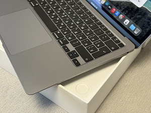 Apple Macbook Air 13 M1 8/256GB SpG ENG/RUS Аккумулятор 93% (4 фото из 9)