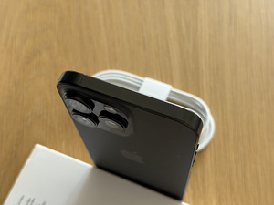 Apple iPhone 16 Pro Max Black Ti 256GB, uueväärne, aku 100% (4 foto / 8)