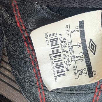 Umbro jalgpallijalatsid, suurus 41