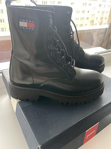 Tommy hilfiger saapad (4 foto / 5)