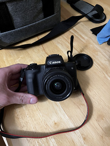 Canon EOS M50 + EF-M 15-45mm (1 foto / 7)