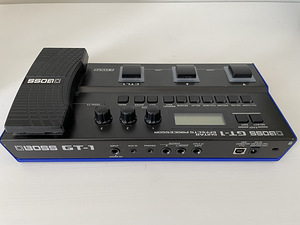 Boss GT-1, kitarri multi-effekti protsessor (2 foto / 2)
