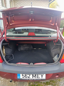 Продается Dacia Logan 2005г. (5 фото из 5)