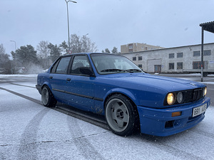 BMW 320i m52b25 (3 foto / 7)