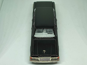 Mudelauto ZIL 115. USSR 1989. 1:43 (8 foto / 9)