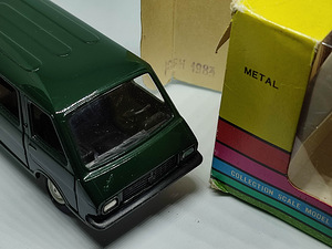 Mudelauto RAF 2203. 1983a. A18. 1:43 (4 foto / 7)