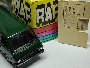 Mudelauto RAF 2203. 1983a. A18. 1:43 (6 foto / 7)