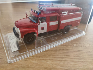 ZiL-130 AC-40 Tartu tuletõrje 1:43 SSM eritellimus (5 foto / 9)