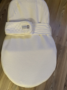 Red Castle baby cocoon (2 foto / 2)