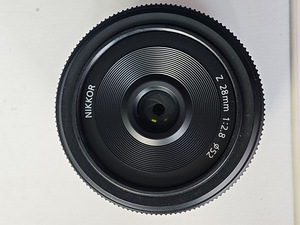 Nikon Nikkor Z 28mm f/2.8 lens (1 foto / 3)