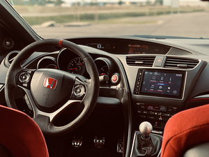 Honda civic type r (8 foto / 10)