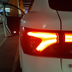 Toyota Avensis 2015 - 18 (2 foto / 2)