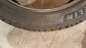 215/45R17 Michelin Primacy (1 foto / 3)