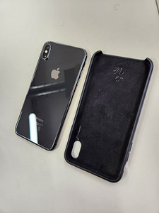 iPhone XS max 64GB Space Gray A2101 (3 foto / 4)