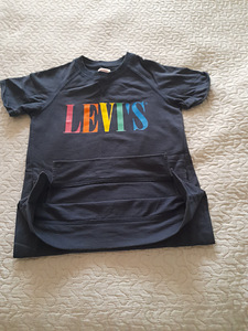 Kleit Levis, kampsun Okaidi, seelik Zara s. 152 (4 foto / 5)