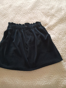 Kleit Levis, kampsun Okaidi, seelik Zara s. 152 (5 foto / 5)