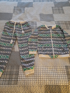 Kostüüm s. 128 - 95 % cotton (1 foto / 6)
