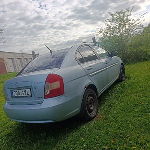 Hyundai accent (3 foto / 3)