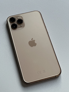 Apple iPhone 11 Pro 64 Gb (2 foto / 4)