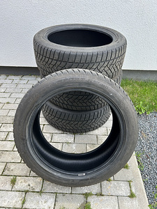 Шины Dunlop Winter Sport 5 SUV 255/45 R20 (4 фото из 5)