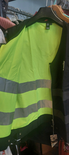 Töö kahepoolne vest.