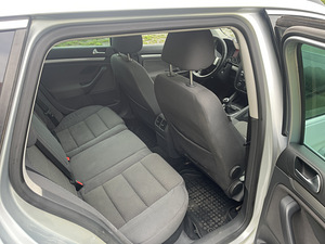 VW Golf 5. 2,0td (103kw) 2009a (3 foto / 6)