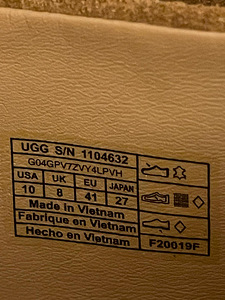 Uued UGG arana saapad (3 foto / 3)