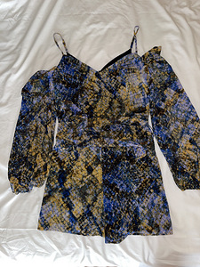 Uus Guess romper xs (2 foto / 3)