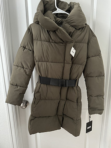 DKNY naiste soe talvejope (5 foto / 6)