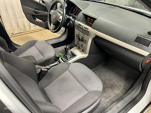 Opel astra h 1.7cdti 81kw opc line (6 foto / 12)