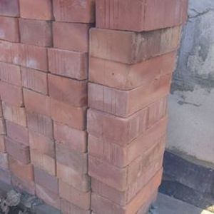 Punased tellised 24,5x6,5x10,5 40tk (1 foto / 8)