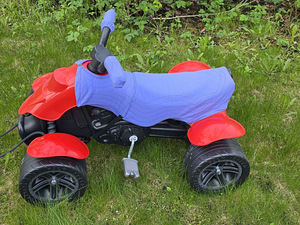 Laste pedaalidega ATV quad, punane-must (2 foto / 3)