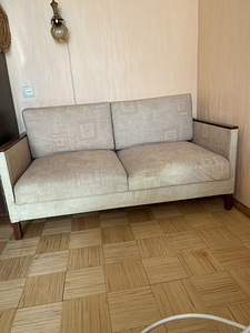 Продается диван кровать (1 фото из 3)