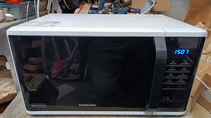 Samsung mikrolaineahi (1 foto / 3)