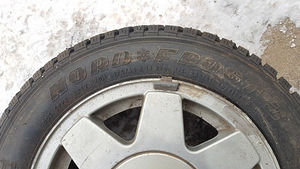 Pakiauto naastudega rehvid14" 175/65 9mm (2 foto / 5)