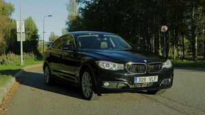 BMW 320D Xdrive Luxury 2.0 (135 KW) (2 foto / 11)