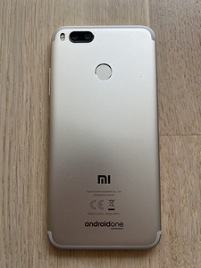 Xiaomi Mi A1, 4GB/32GB, GOLD (Pure Android) (4 foto / 4)
