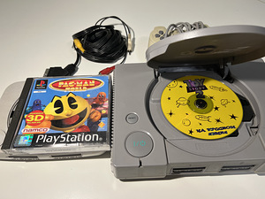 PLAY STATION 1 / ONE (2 foto / 2)
