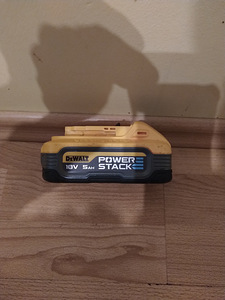 Dewalt aku (1 foto / 3)