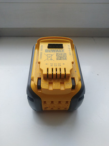 DeWalt DCB546-XJ FlexiVolt 1854V 6.0 Ah (1 foto / 2)