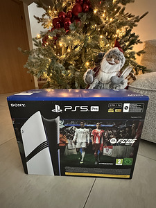 Sony PlayStation 5 Pro 2 TB + EA Sports FA2026 (1 foto / 2)