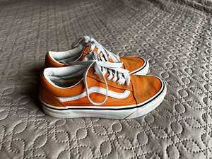 Vans vabaaja jalatsid