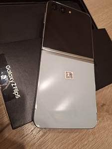 Samsung Galaxy Z flip 5 512gb Mint (2 foto / 2)