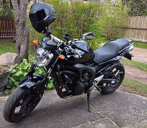 Yamah 72kw fz6 2008 (1 foto / 7)