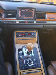 Audi a8 (8 foto / 10)